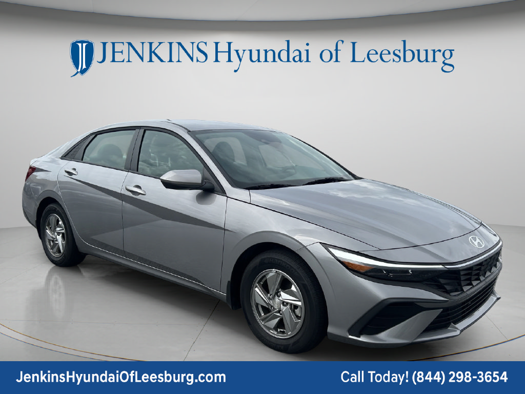 New 2026 Hyundai Elantra SE FWD image 1