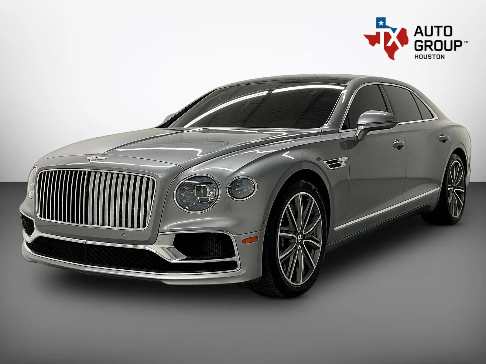 Used 2021 Bentley Flying Spur V8 AWD/4WD image 1
