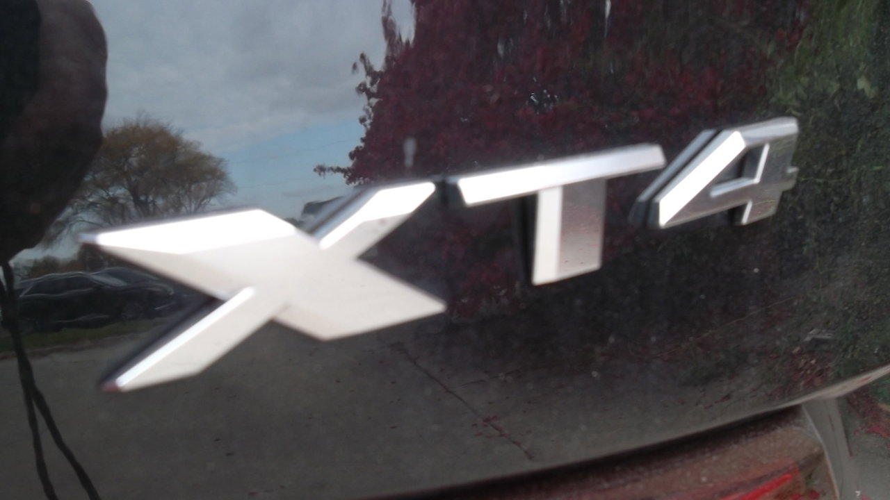 Used 2021 Cadillac XT4 Premium Luxury image 20