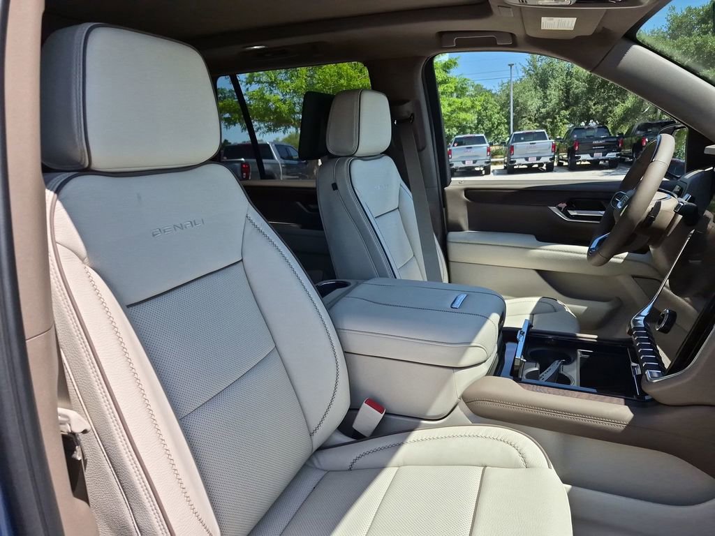 New 2026 GMC Yukon Denali AWD/4WD image 43