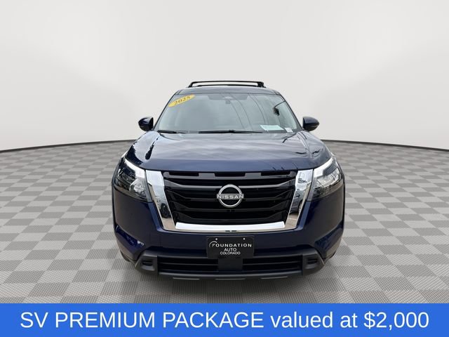 Used 2025 Nissan Pathfinder SV w/ SV Premium Package AWD/4WD image 3