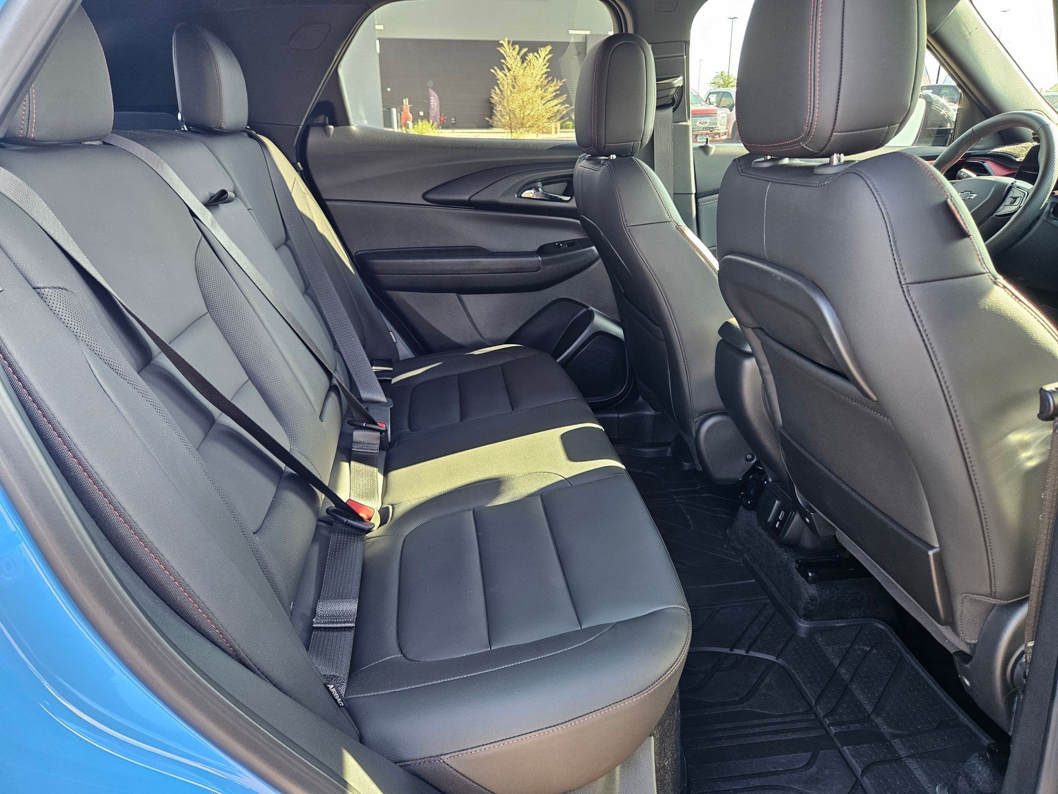 Used 2024 Chevrolet TrailBlazer RS w/ Convenience Package FWD image 24