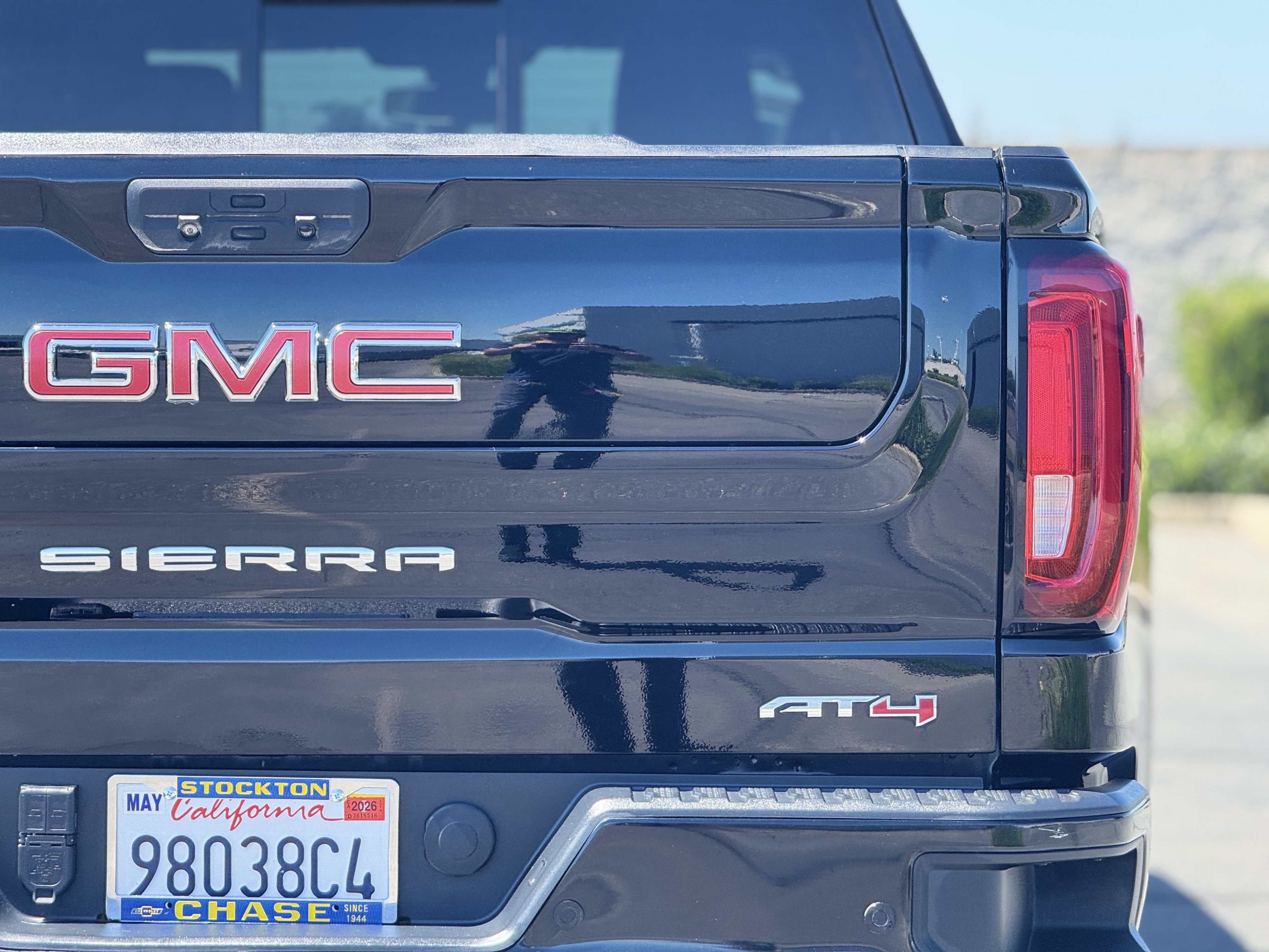 Used 2021 GMC Sierra 1500 AT4 w/ AT4 Value Package AWD/4WD image 7