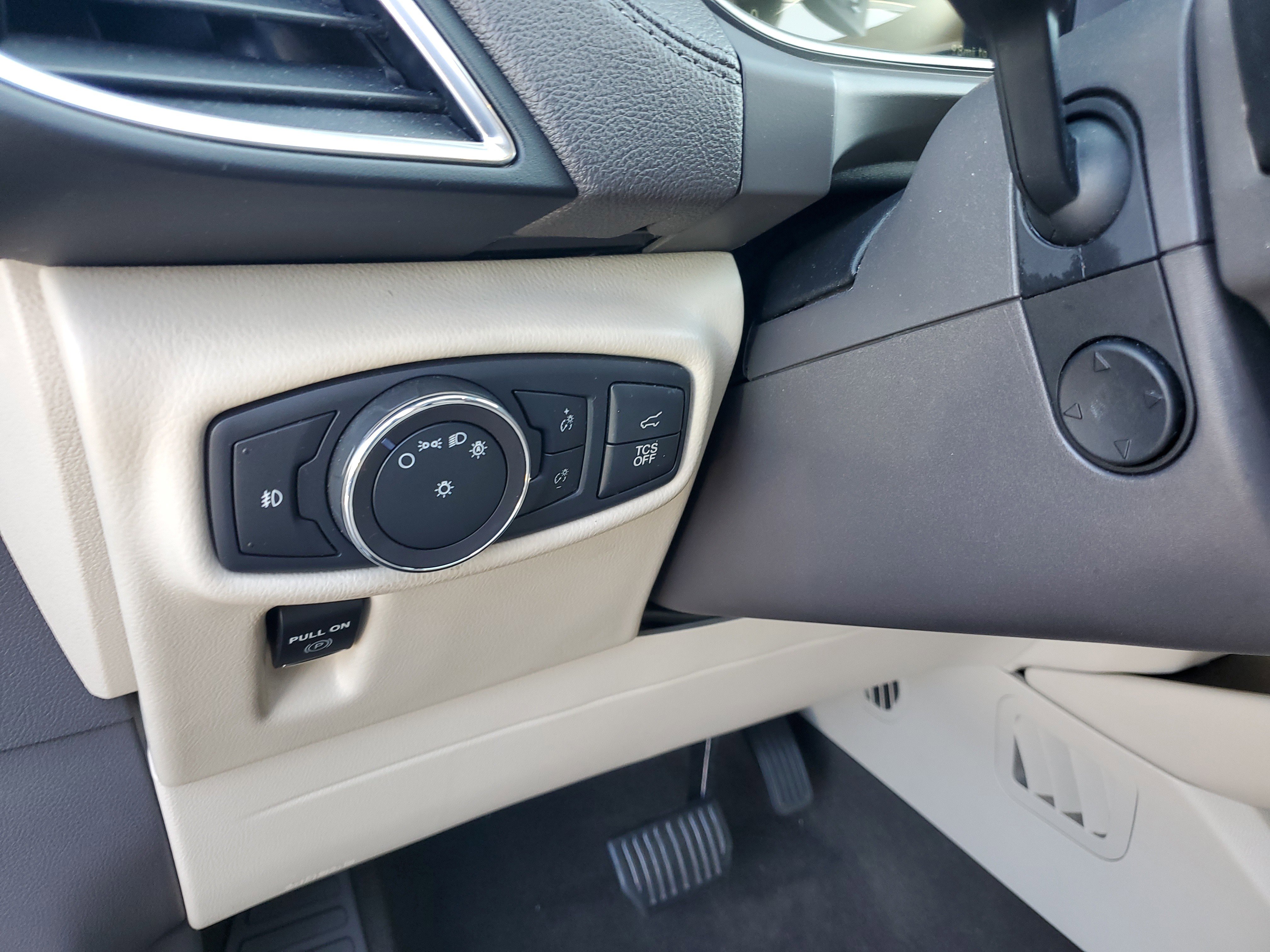 Certified 2019 Lincoln Nautilus Reserve image 17