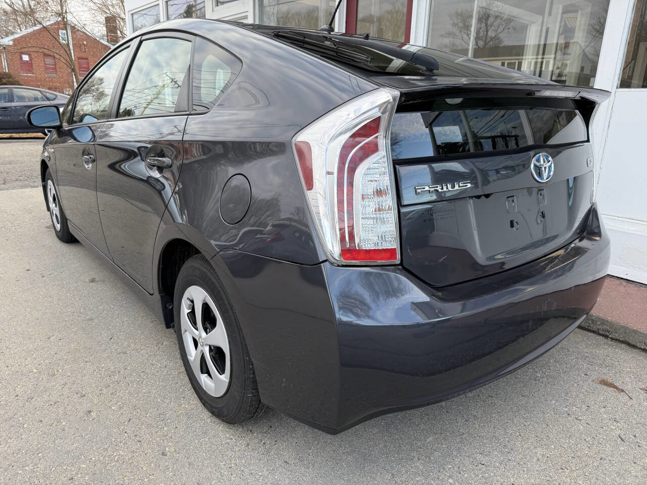 Used 2013 Toyota Prius Two FWD image 3
