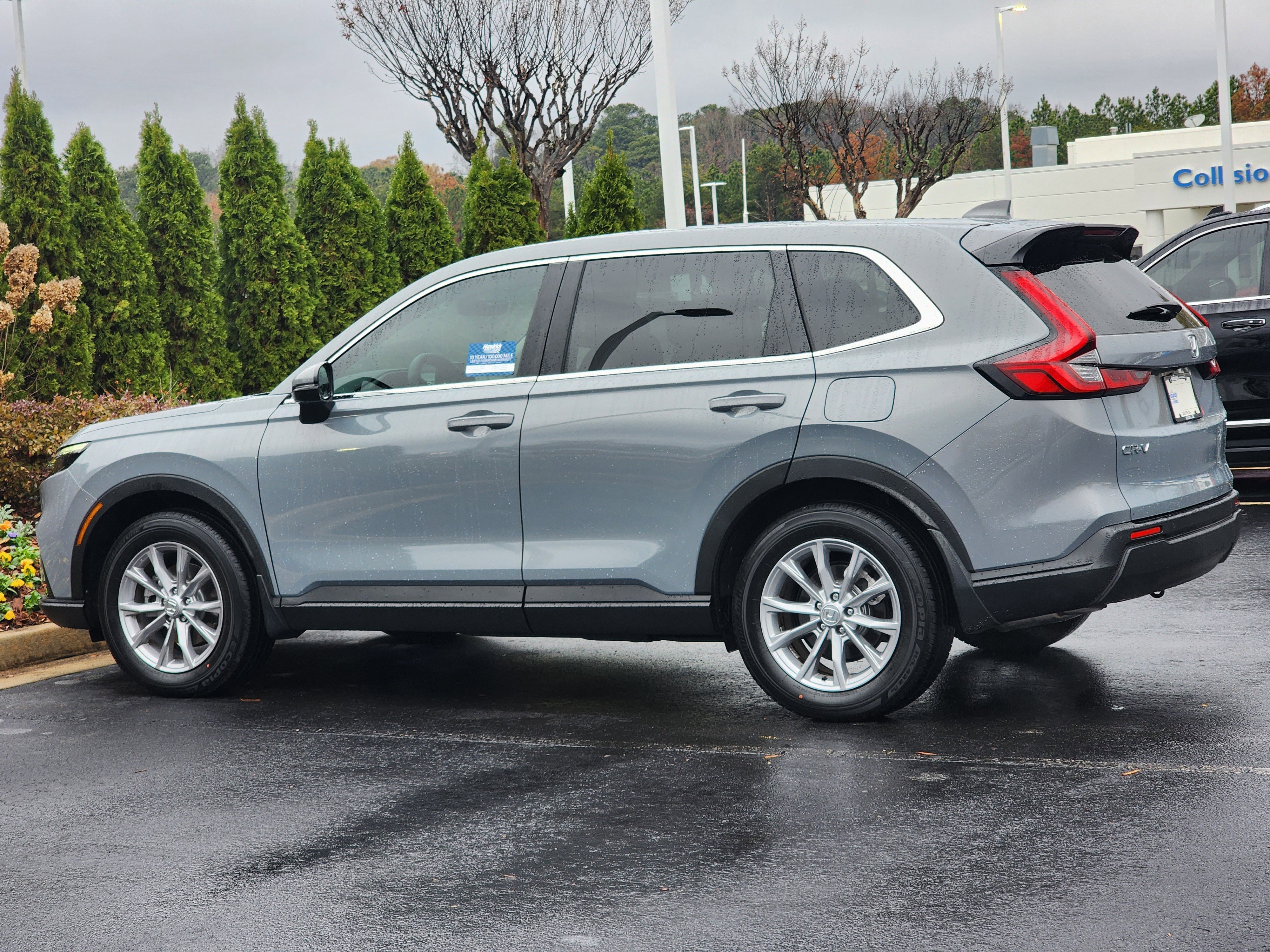 Used 2025 Honda CR-V EX-L image 8