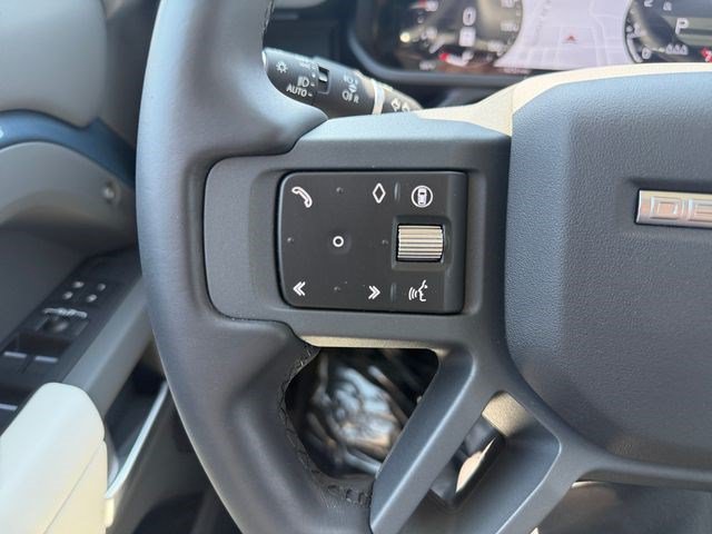 Used 2026 Land Rover Defender 110 X-Dynamic SE AWD/4WD image 22