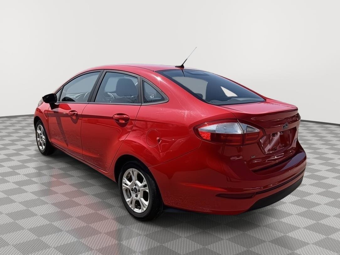 Used 2015 Ford Fiesta SE w/ Comfort Package image 7