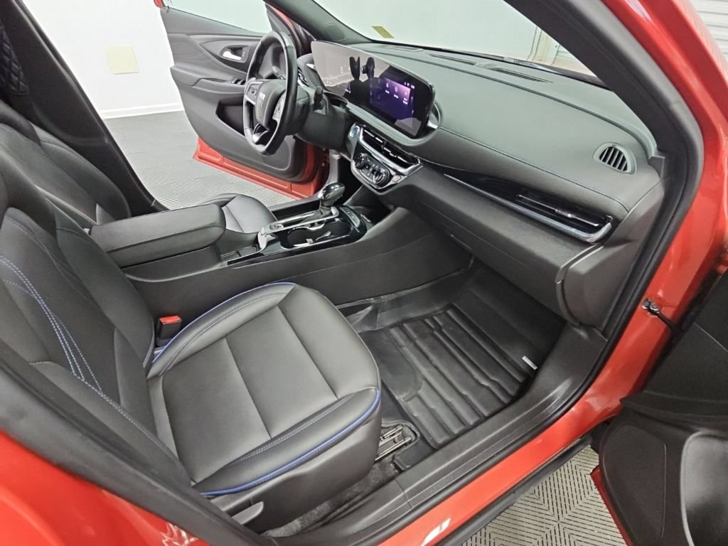 Used 2024 Buick Envista Sport Touring w/ Convenience I Package FWD image 36
