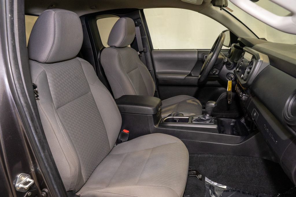 Certified 2022 Toyota Tacoma SR image 8