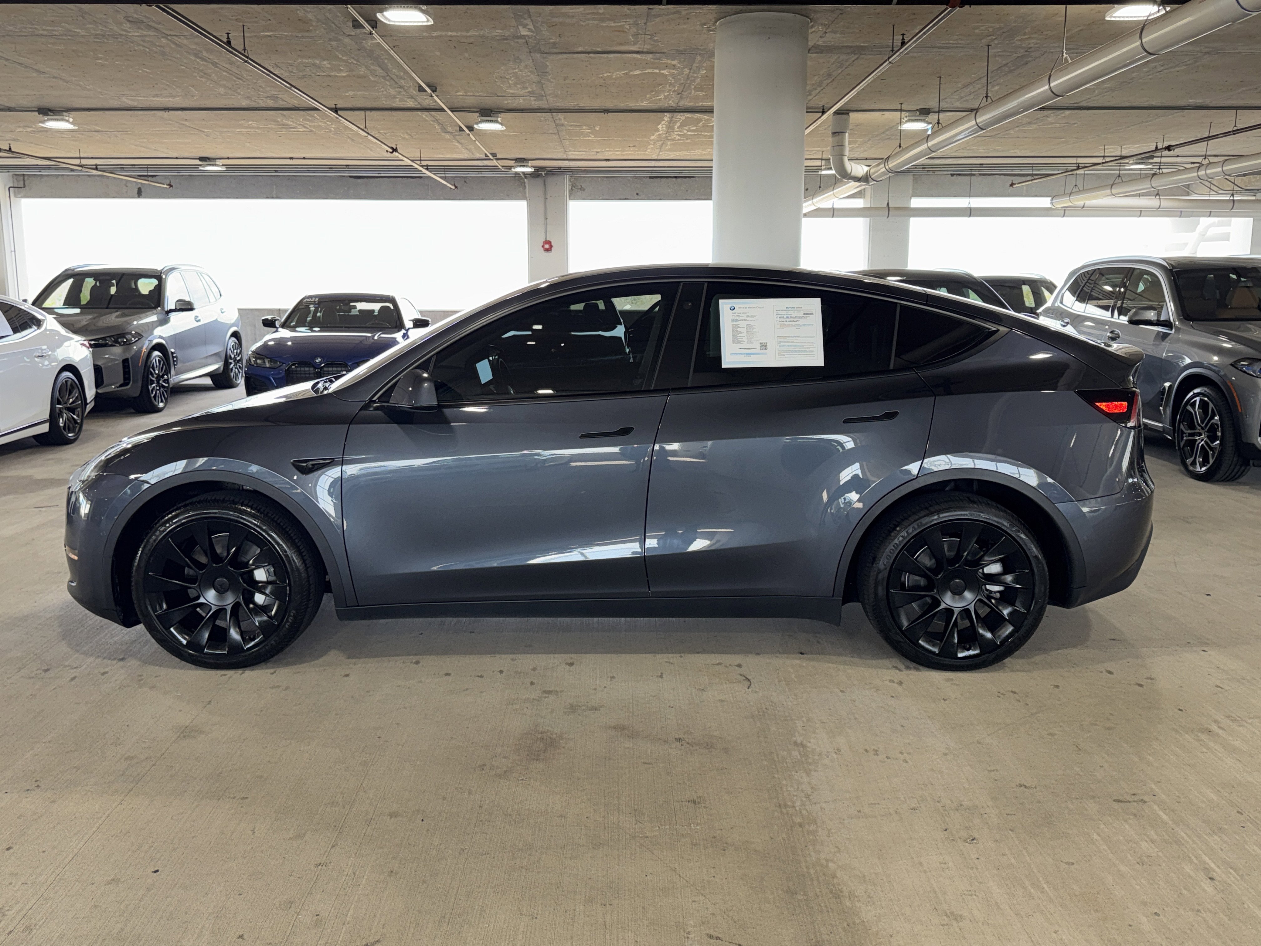 Used 2022 Tesla Model Y Long Range image 5