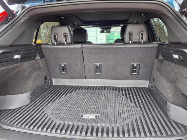 Used 2024 Cadillac XT4 Luxury w/ Cold Weather Package image 22