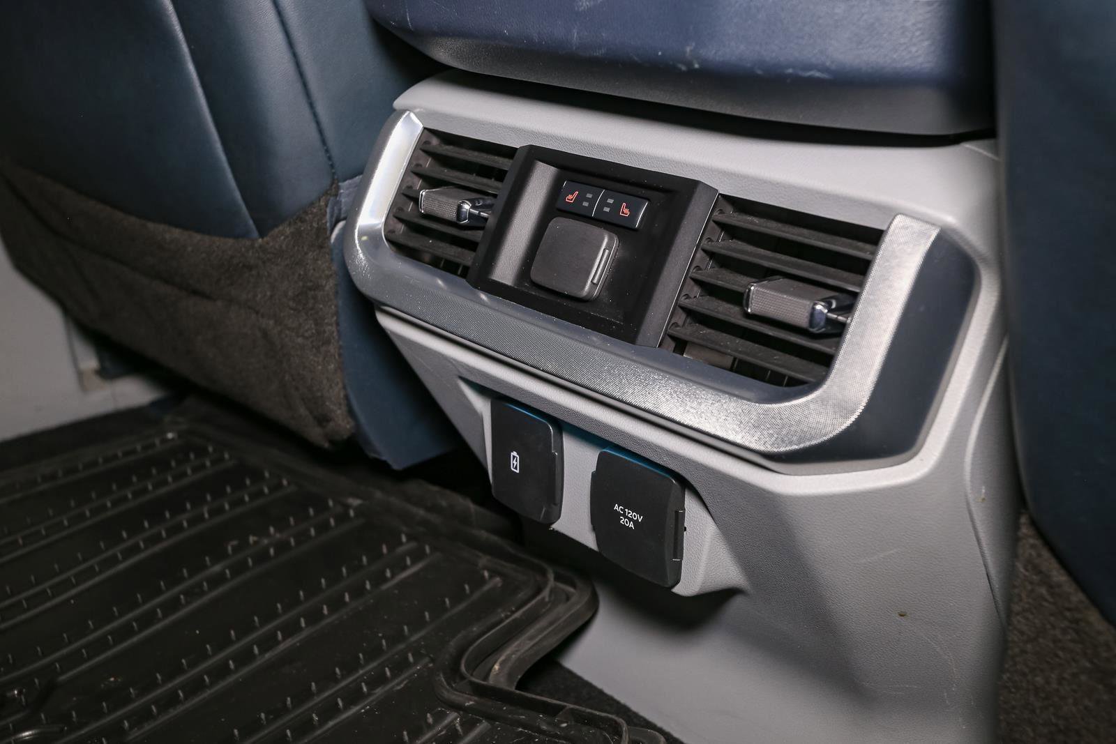 Used 2023 Ford F150 Limited image 25