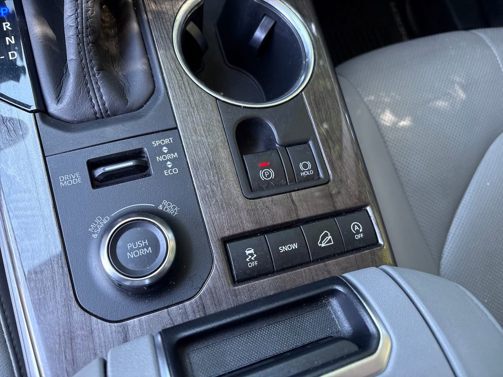 Used 2020 Toyota Highlander Platinum AWD/4WD image 21