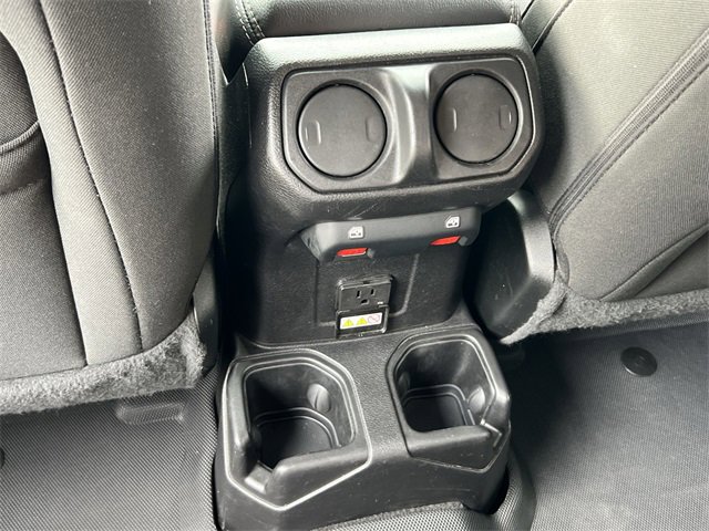 Used 2021 Jeep Wrangler Unlimited Sahara image 21