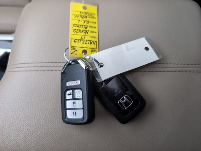 Used 2017 Honda Accord EX-L image 33