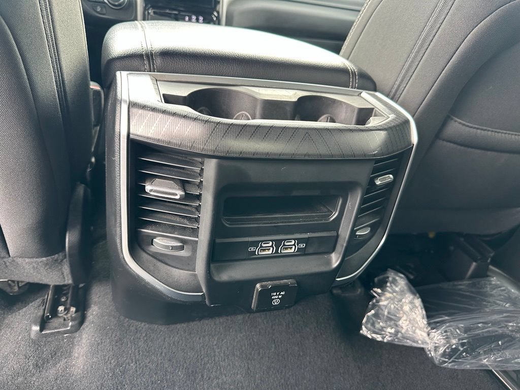 Used 2025 RAM 1500 Big Horn AWD/4WD image 25