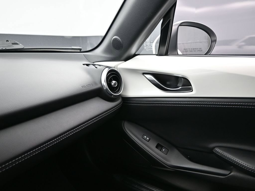 Used 2022 MAZDA MX-5 Miata RF Grand Touring image 21