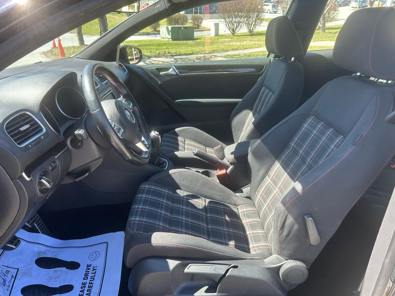 Used 2013 Volkswagen Golf 2-door image 11