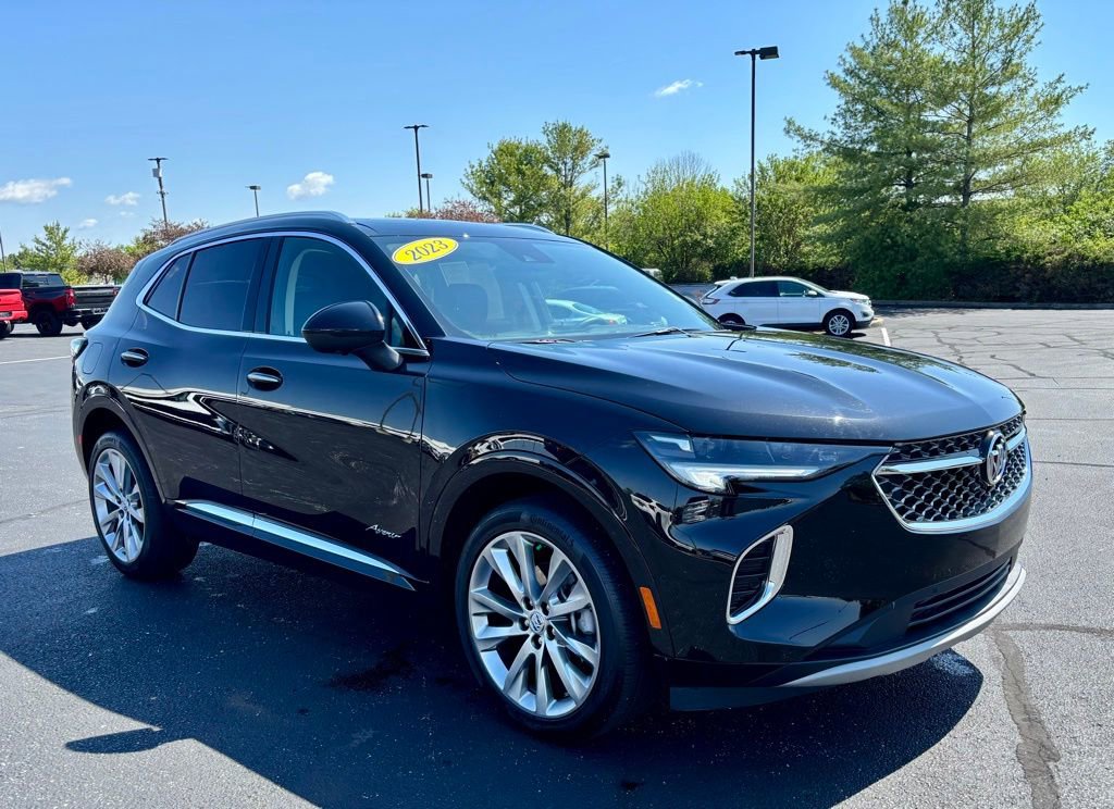 Used 2023 Buick Envision Avenir FWD image 9