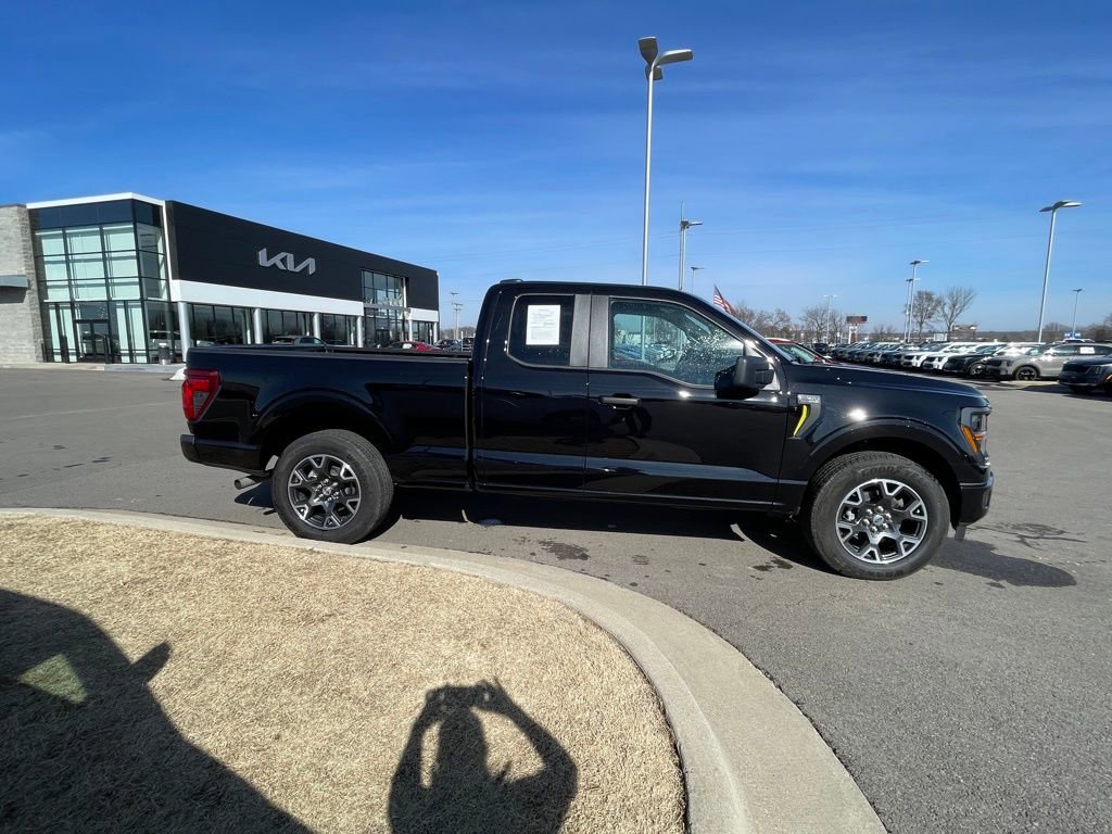 Used 2025 Ford F150 STX w/ Equipment Group 200A RWD image 8