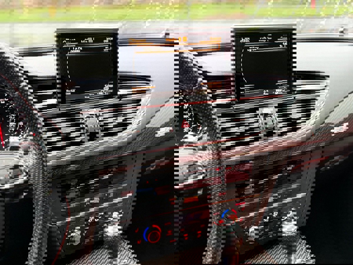 Used 2016 Audi RS 7 Prestige image 31