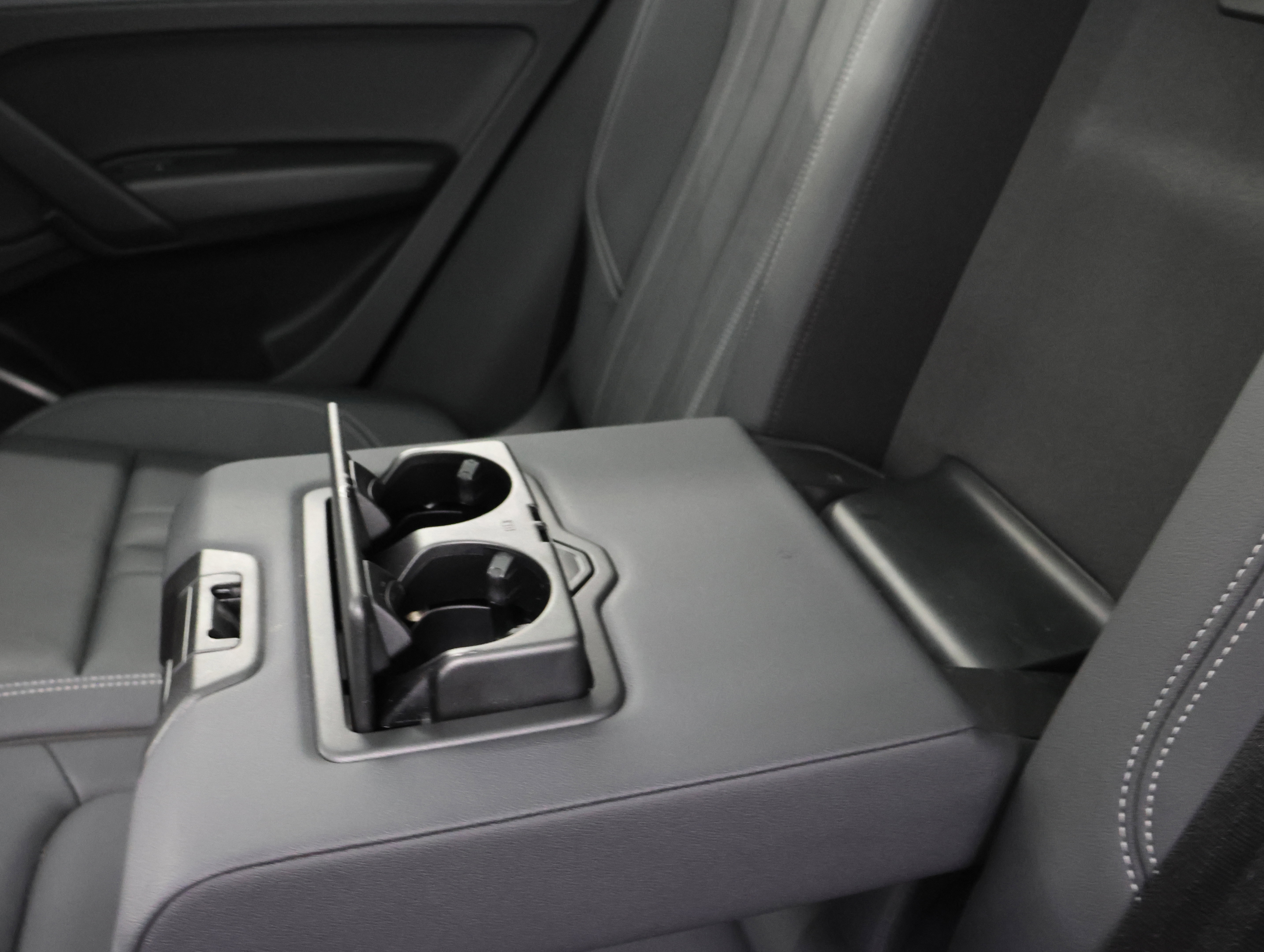 Used 2025 Audi Q5 2.0T Premium image 36