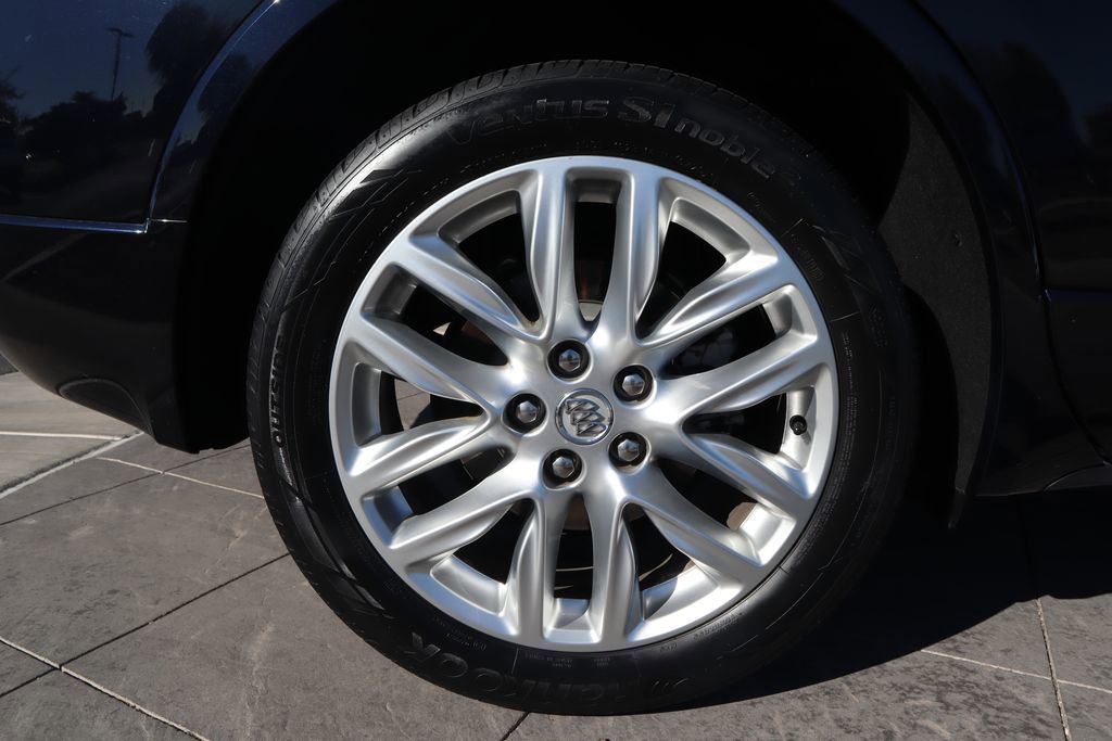 Used 2020 Buick Envision Premium w/ Driver Confidence Package image 30