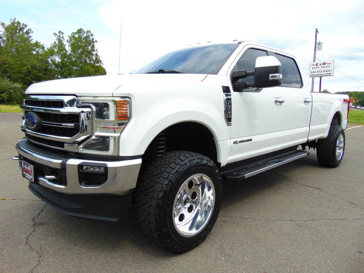 Used 2020 Ford F350 Lariat w/ Lariat Ultimate Package AWD/4WD image 4