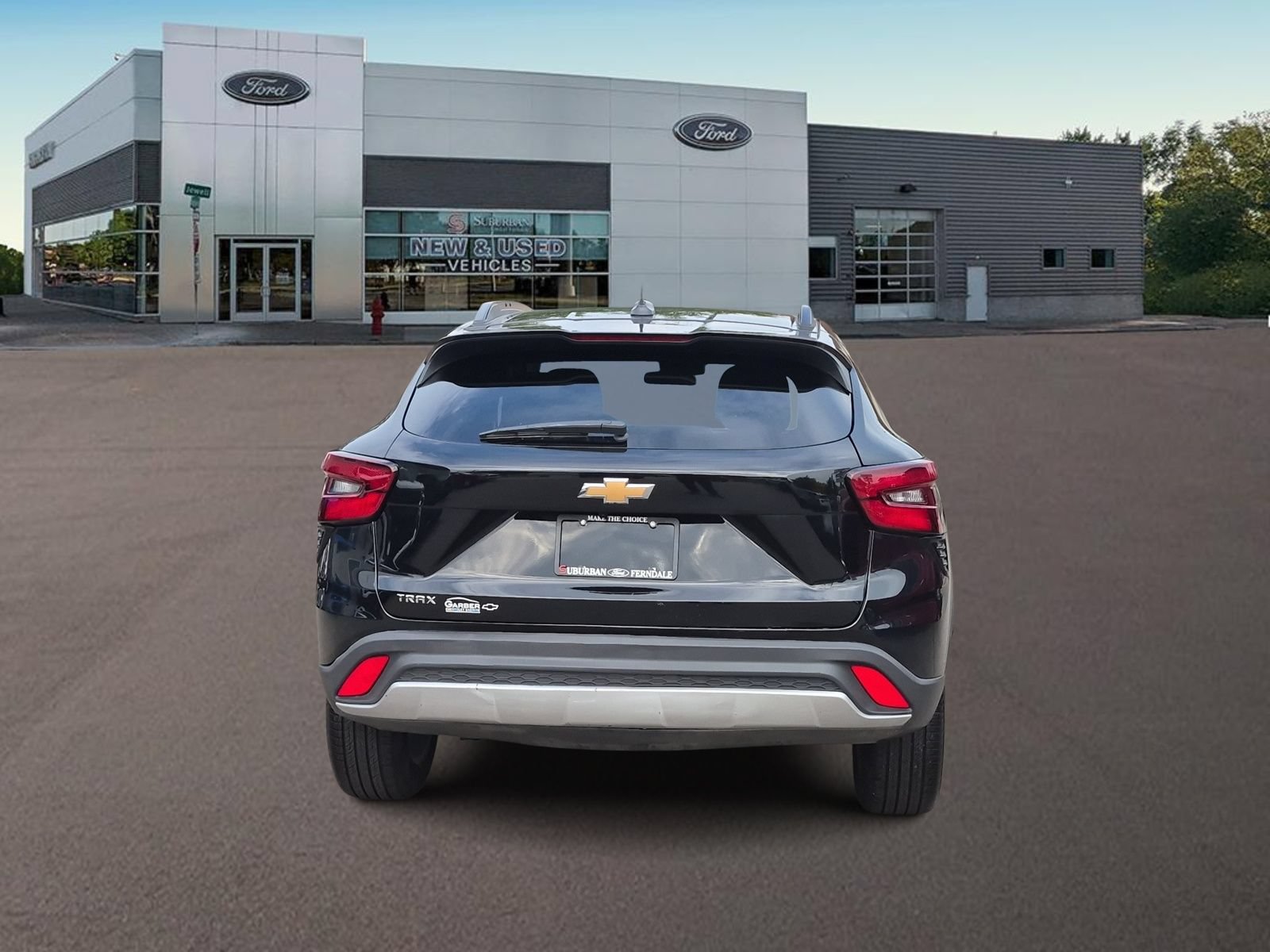 Used 2026 Chevrolet Trax LT FWD image 8
