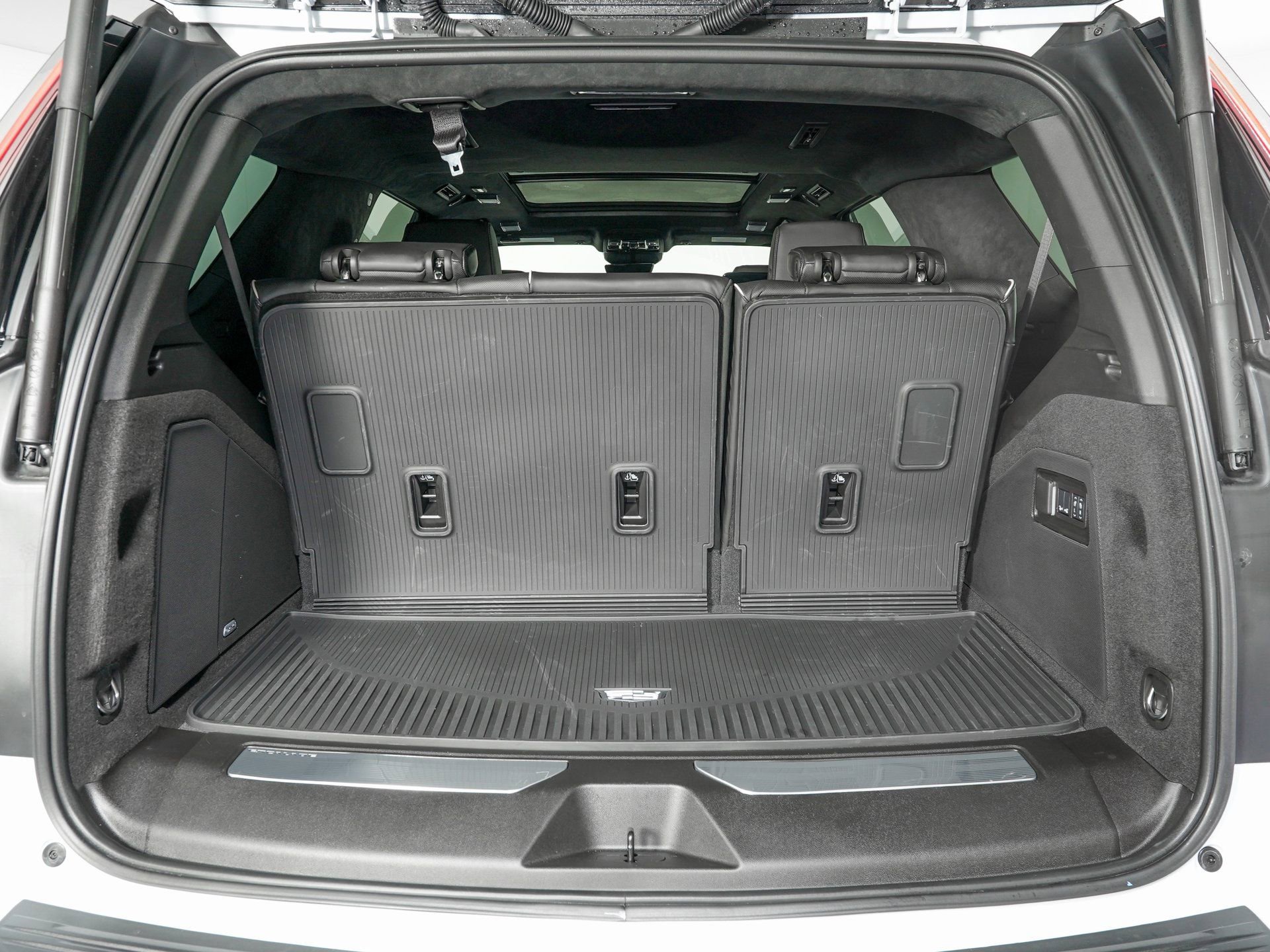 Used 2026 Cadillac Escalade Platinum Sport w/ LPO, Floor Liner Package image 13