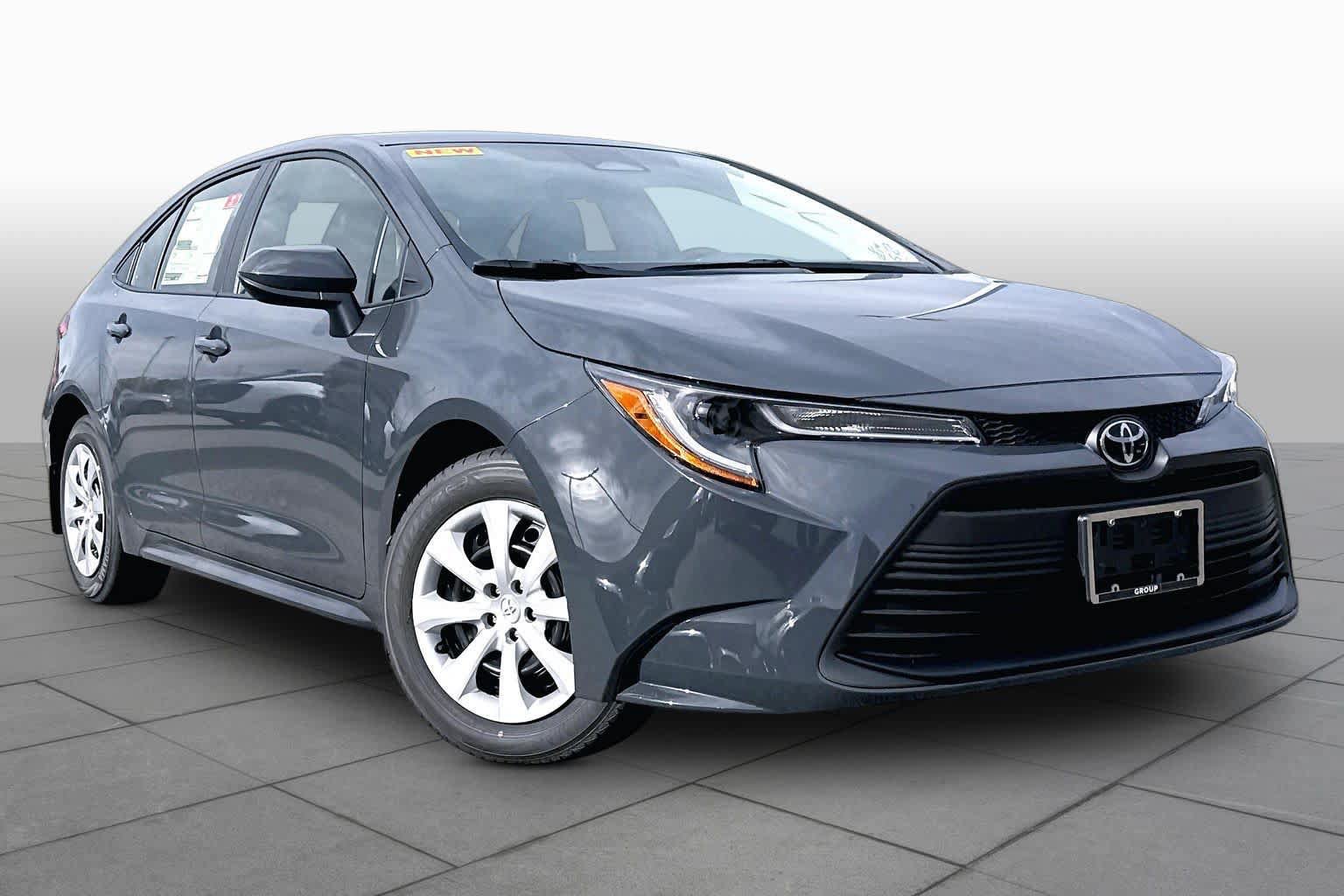New 2027 Toyota Corolla LE FWD image 2