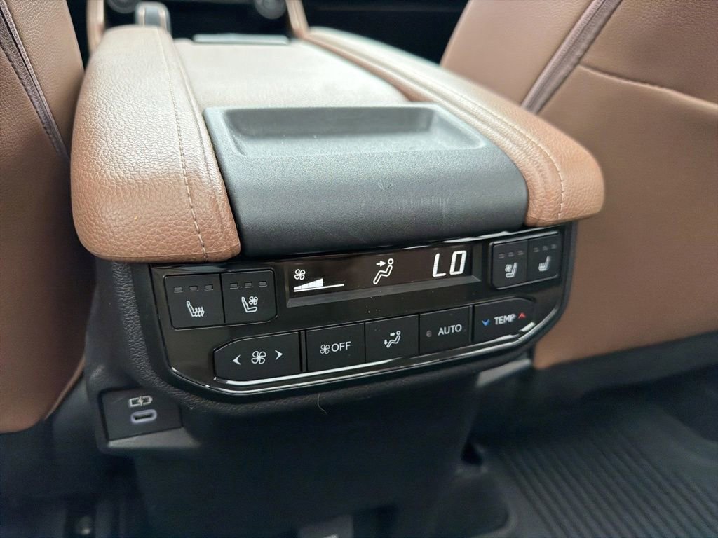Used 2026 Toyota Grand Highlander AWD Hybrid image 36