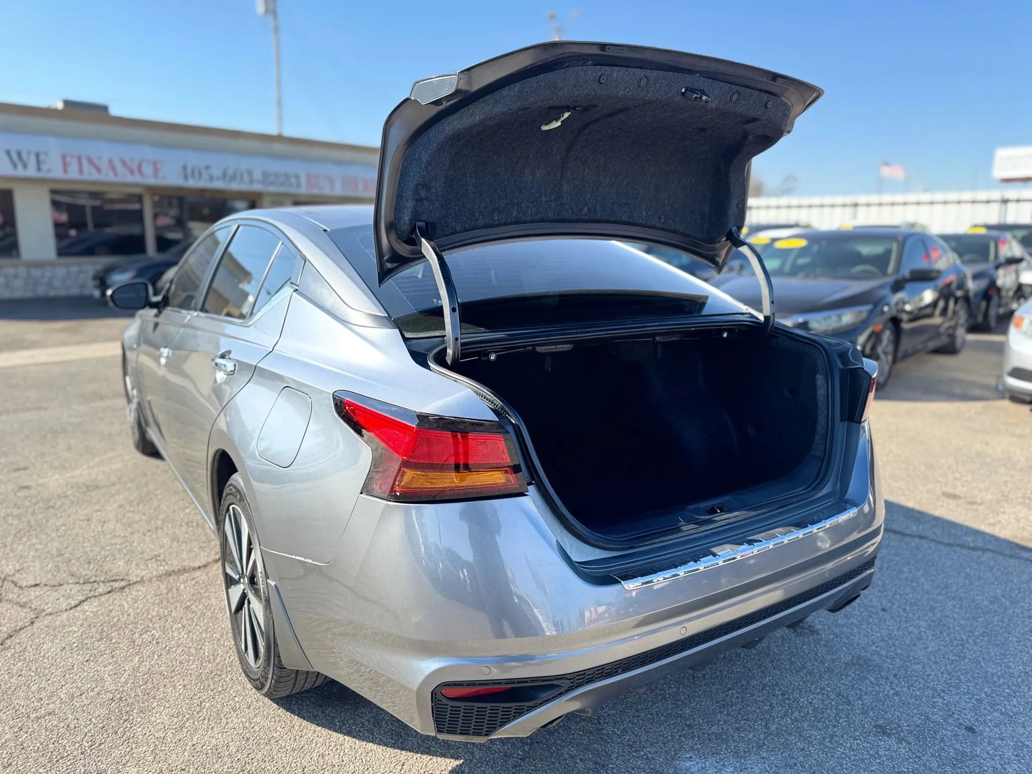 Used 2022 Nissan Altima 2.5 SV w/ SV Premium Package image 37