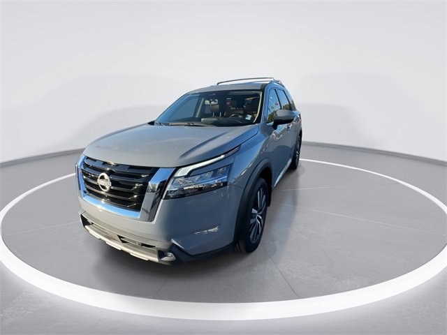 Certified 2022 Nissan Pathfinder Platinum w/ Cargo Package image 4