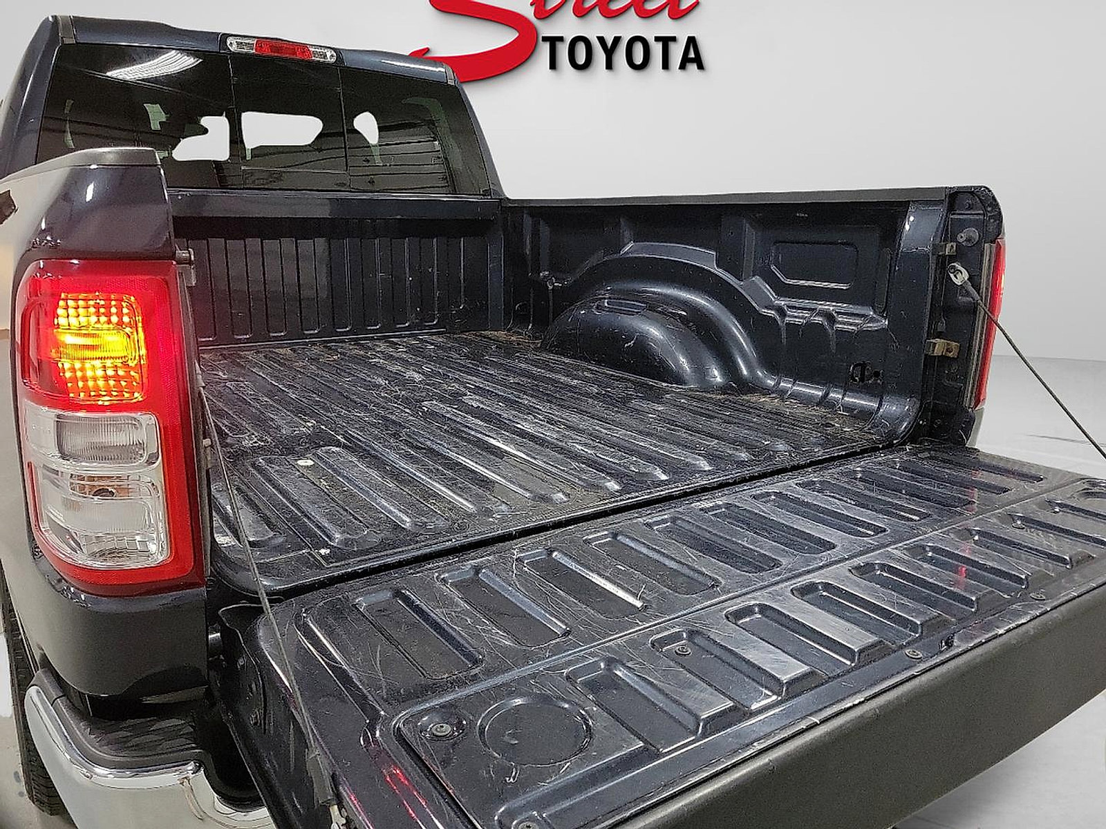 Used 2021 RAM 1500 Lone Star image 7