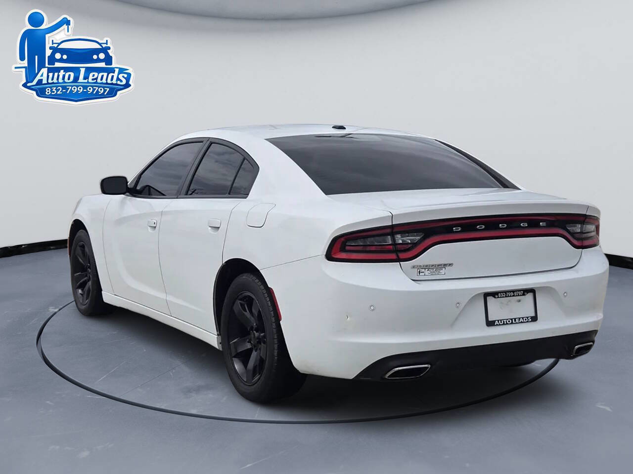 Used 2017 Dodge Charger SE w/ Popular Equipment Group RWD image 6