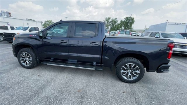 Used 2022 Chevrolet Silverado 1500 RST w/ Convenience Package II image 7