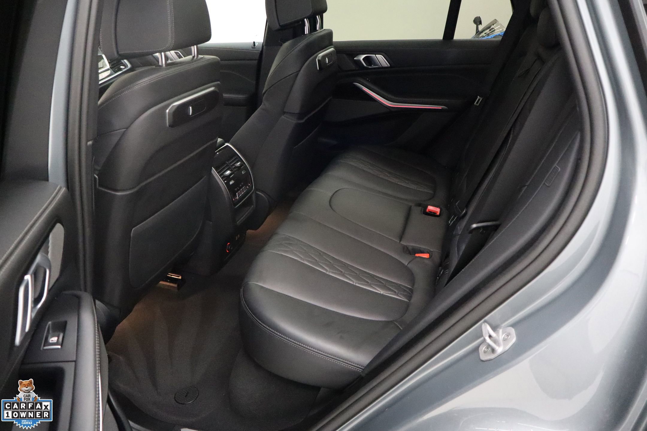 Used 2025 BMW X5 xDrive50e image 28