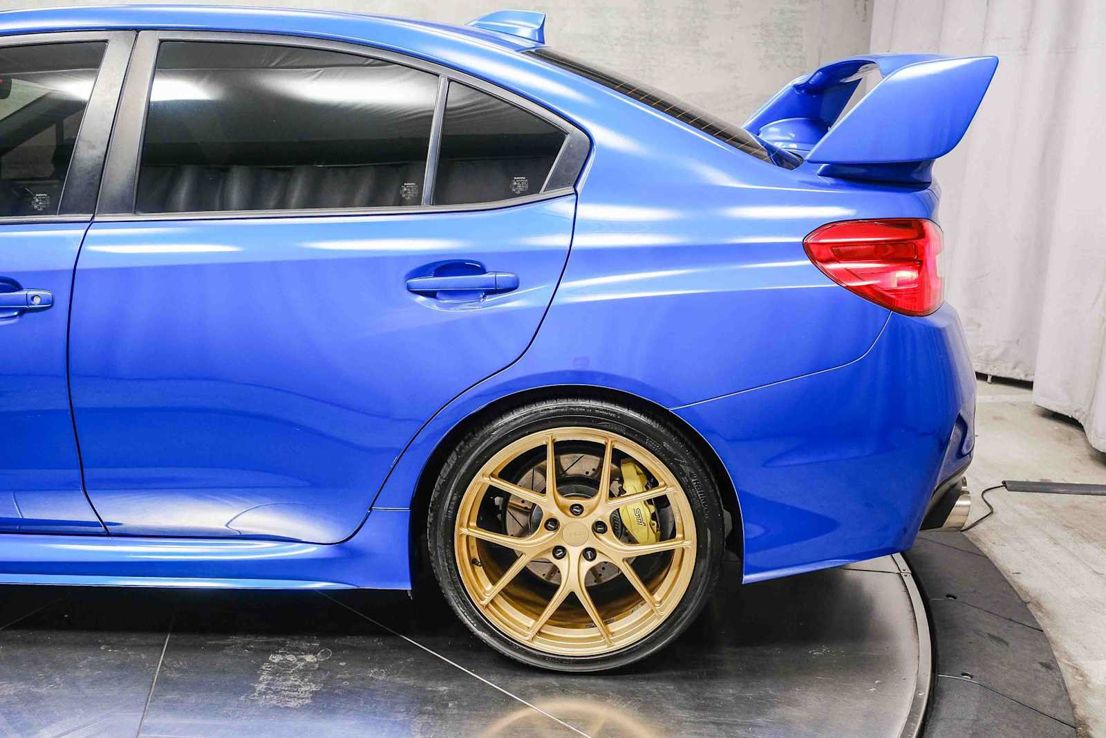 Used 2020 Subaru WRX STI AWD/4WD image 9