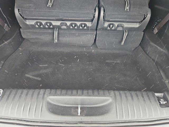 Used 2025 Chrysler Pacifica Select image 40