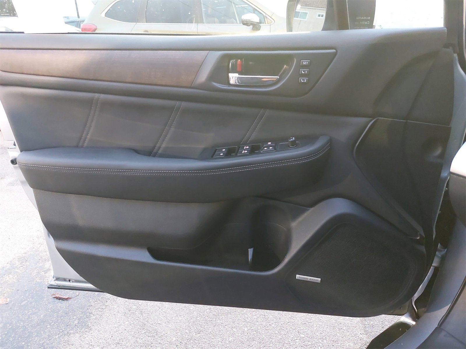 Used 2018 Subaru Outback 2.5i Limited image 27