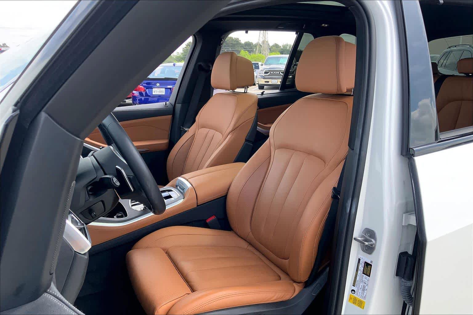 Used 2022 BMW X5 sDrive40i w/ M Sport Package RWD image 7