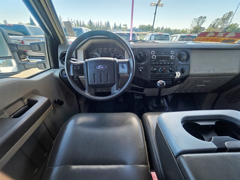Used 2009 Ford F350 4x4 Crew Cab DRW Super Duty image 19