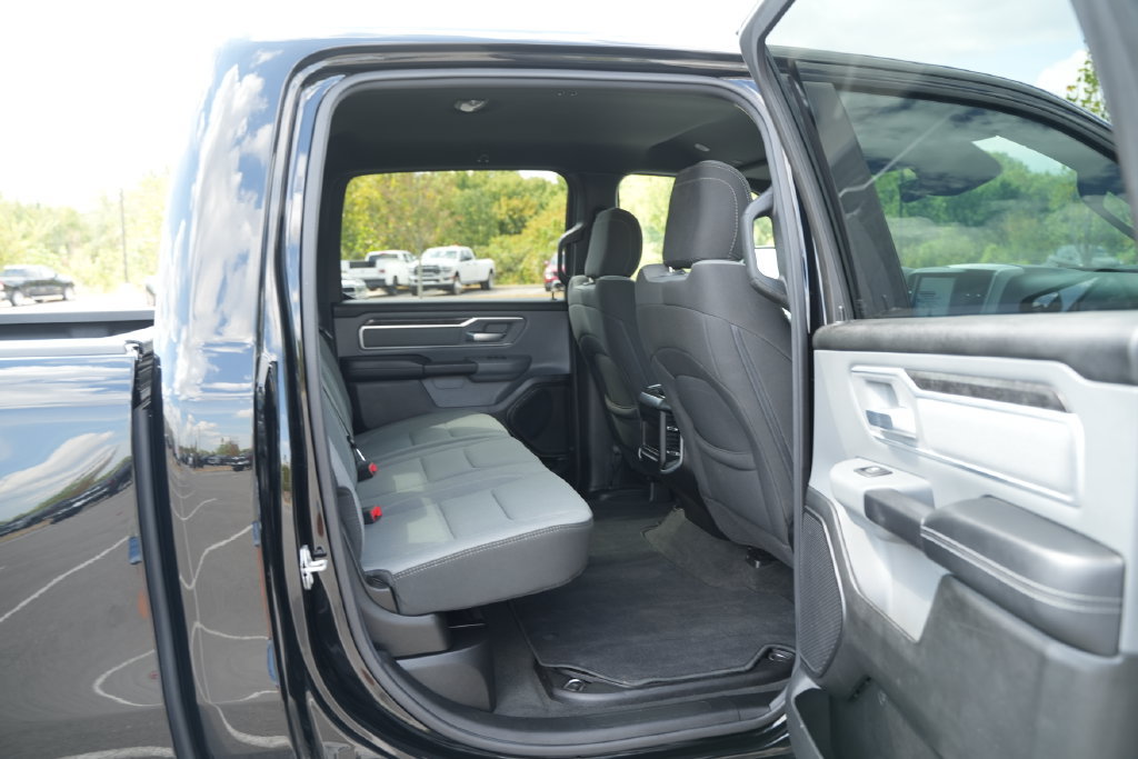Used 2023 RAM 1500 Big Horn AWD/4WD image 21