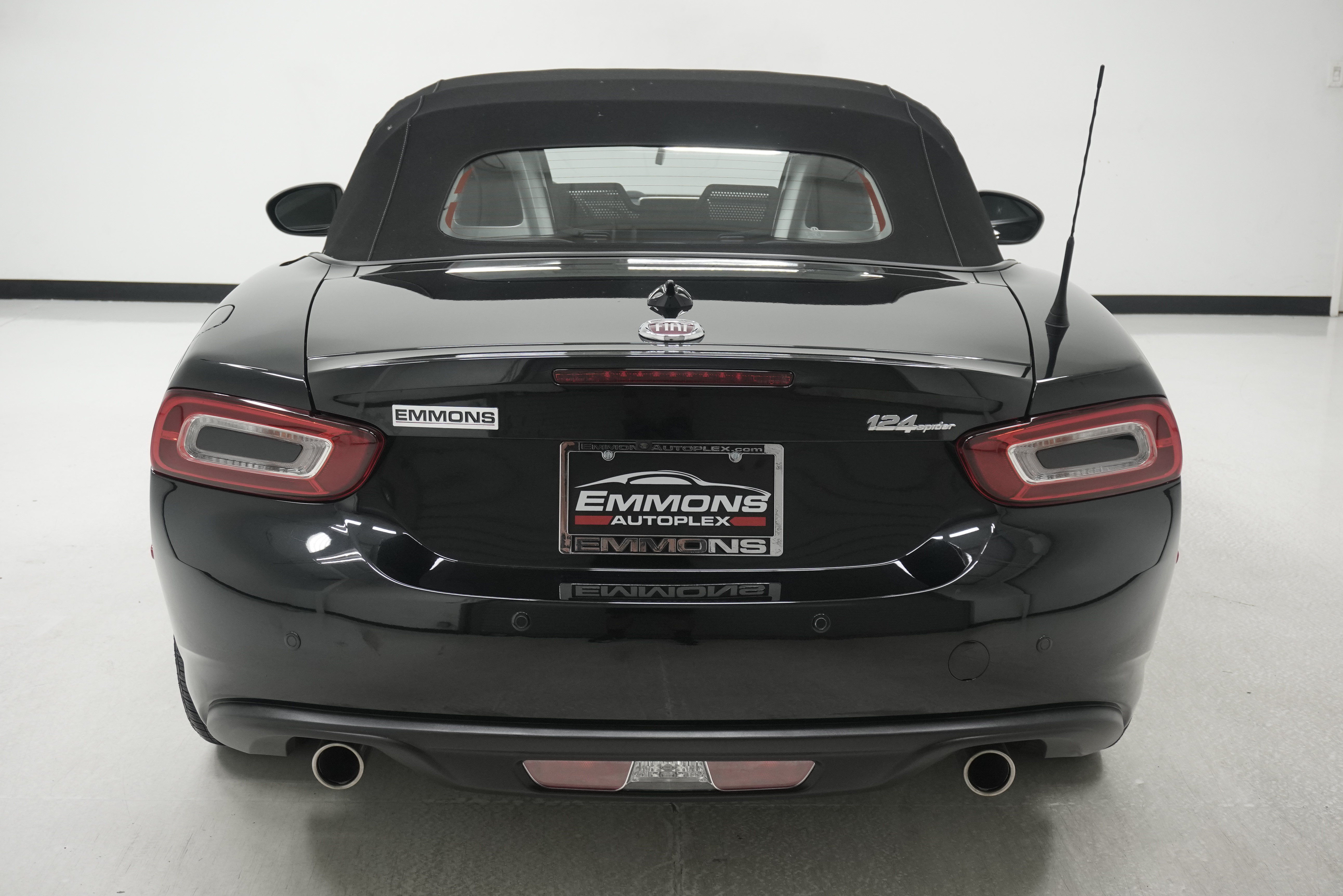 Used 2020 FIAT 124 Spider Lusso w/ Convenience Group RWD image 5