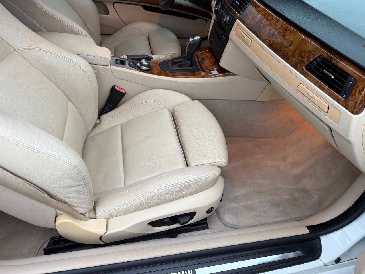Used 2007 BMW 335i Convertible RWD image 31