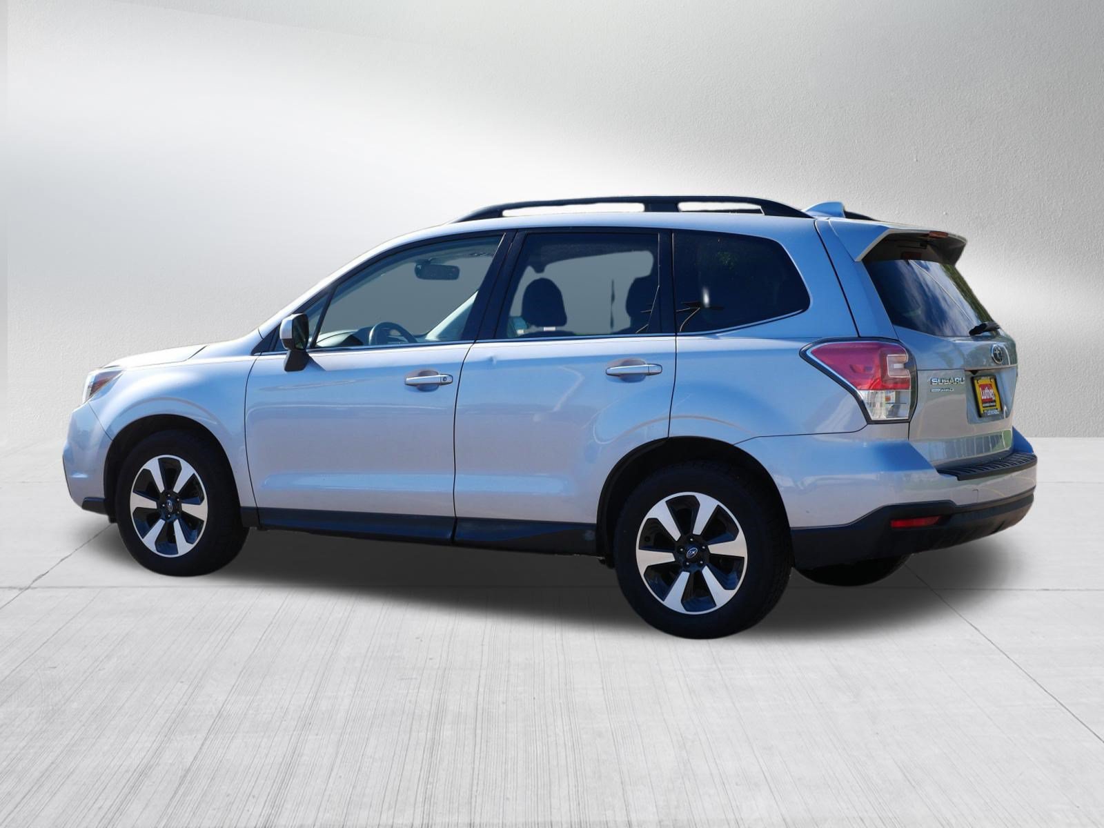 Used 2018 Subaru Forester 2.5i Limited w/ Popular Package #2 AWD/4WD image 5