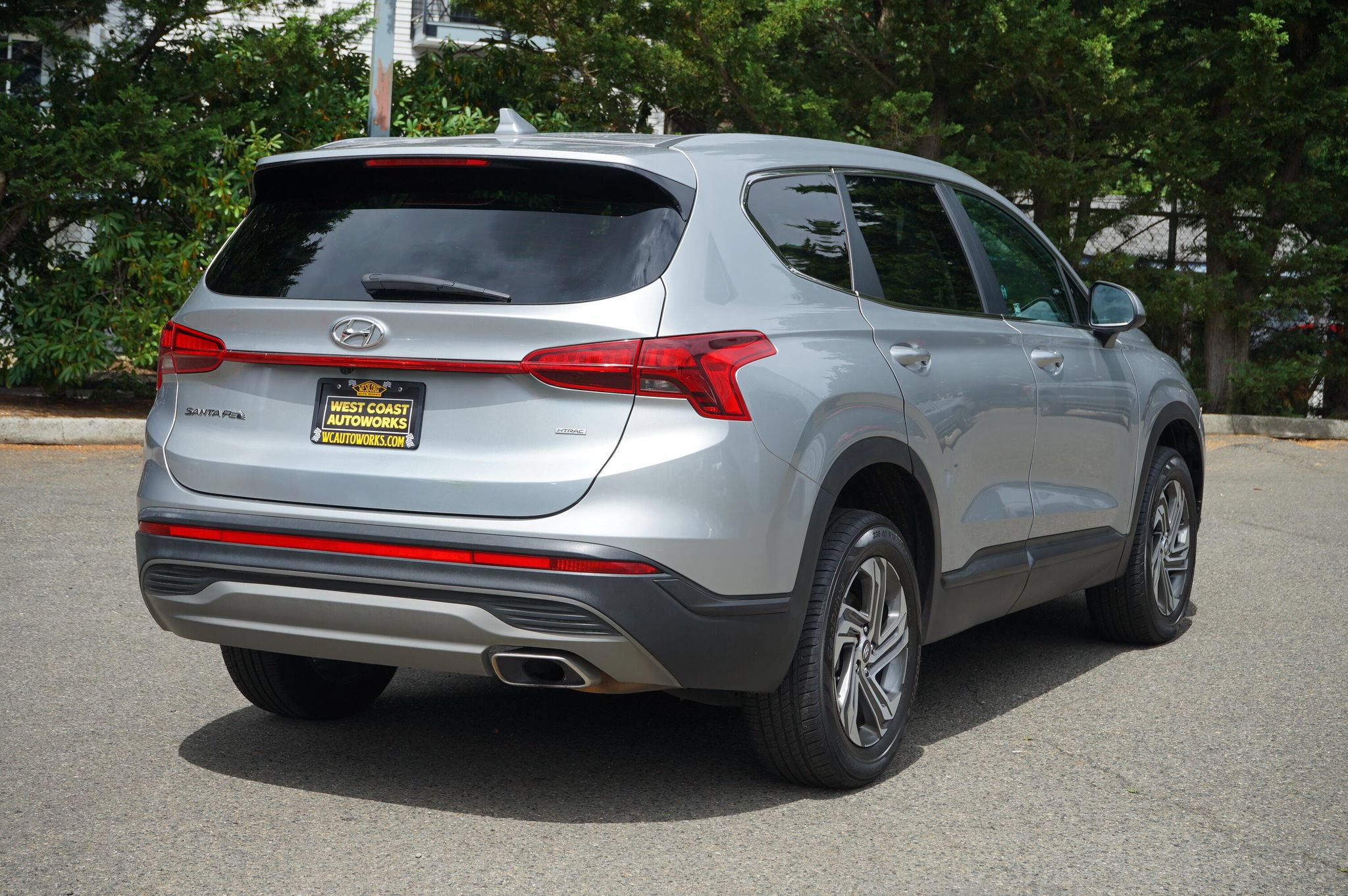 Used 2021 Hyundai Santa Fe SE AWD/4WD image 5