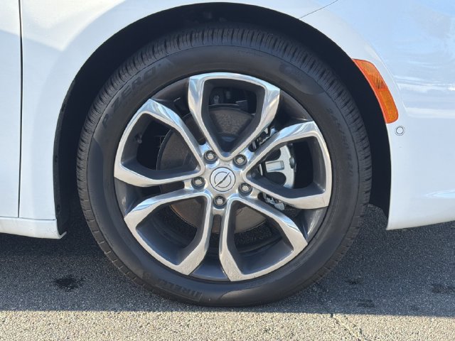 Used 2026 Chrysler Pacifica Pinnacle FWD image 14